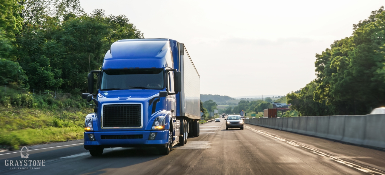 9 Facts About Commercial Trucking Insurance that You Must Know